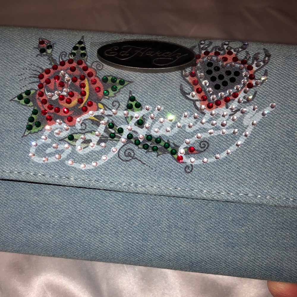 Ed Hardy Denim Blue Flap Wallet Rose & Flaming Heart Rhinestone Accents NWT - Picture 9 of 16